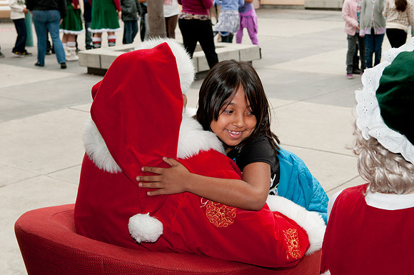 Leo Politi Elementary School, LAPD, Santa and Mrs. Claus - 2012