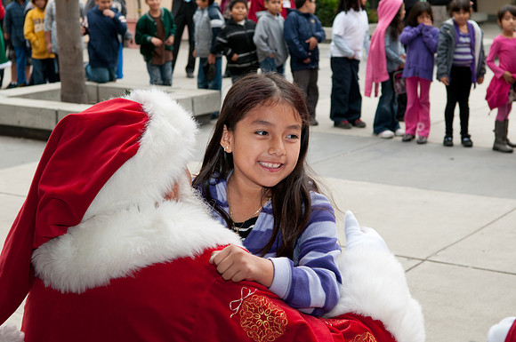 Leo Politi Elementary School, LAPD, Santa and Mrs. Claus - 2012