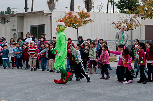 Leo Politi Elementary School, LAPD, Santa and Mrs. Claus - 2012