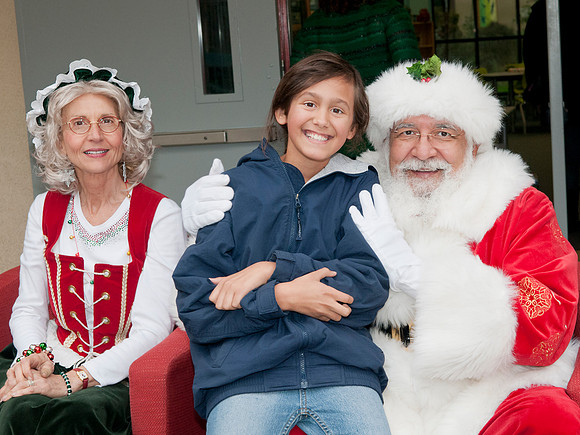 Leo Politi Elementary School, LAPD, Santa and Mrs. Claus - 2012