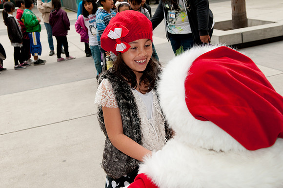 Leo Politi Elementary School, LAPD, Santa and Mrs. Claus - 2012