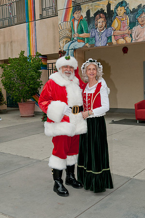 Leo Politi Elementary School, LAPD, Santa and Mrs. Claus - 2012