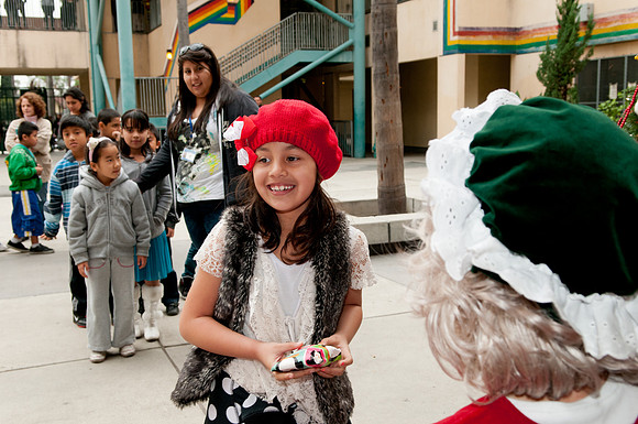 Leo Politi Elementary School, LAPD, Santa and Mrs. Claus - 2012
