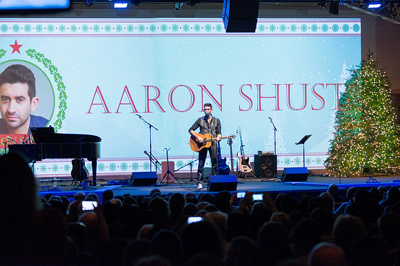 95.9 The Fish Christmas Concert - 2014