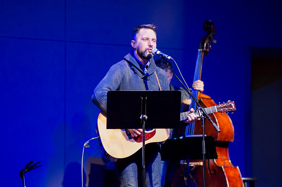 95.9 The Fish Christmas Concert