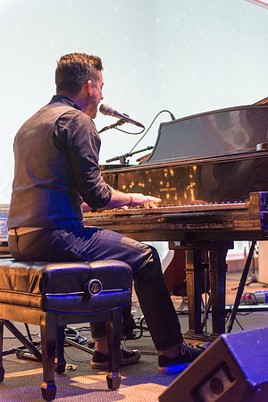 95.9 The Fish Christmas Concert - 2014