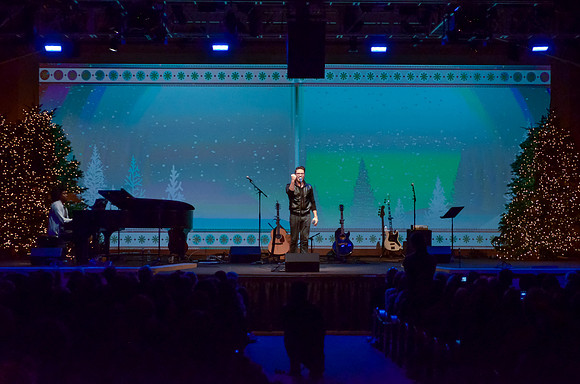 95.9 The Fish Christmas Concert - 2014