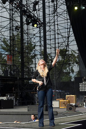 Dara Maclean -FishFest 2014