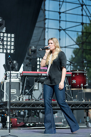 Dara Maclean -FishFest 2014