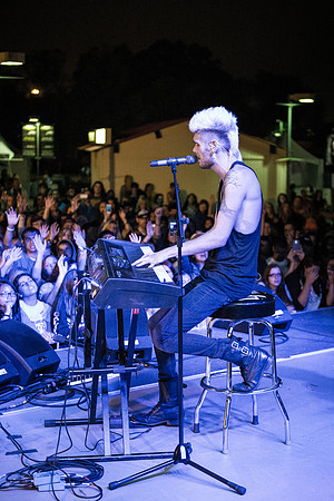 Colton Dixon - FishFest 2014