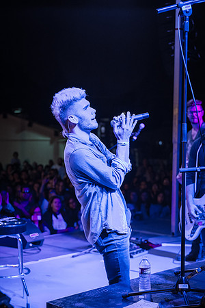 Colton Dixon - FishFest 2014