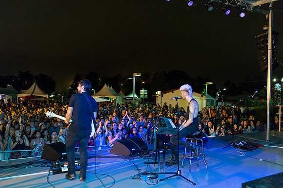 Colton Dixon - FishFest 2014