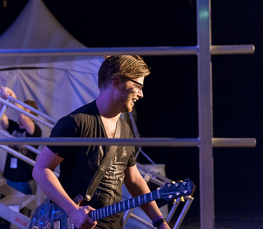 Colton Dixon - FishFest 2014