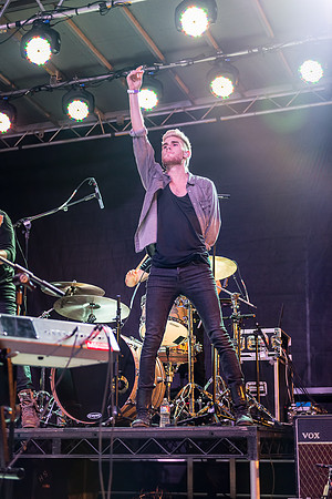 Colton Dixon - FishFest 2014