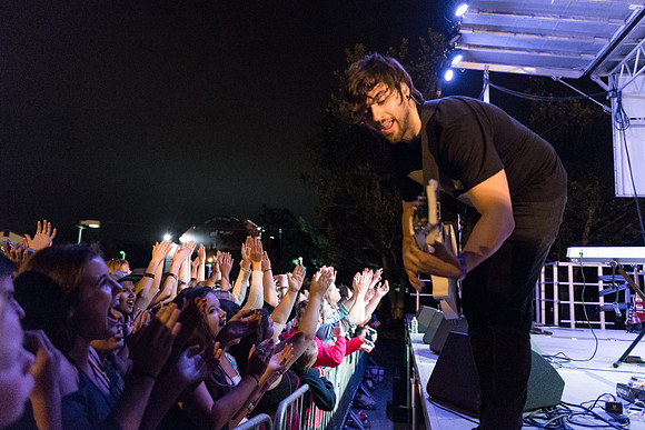 Colton Dixon - FishFest 2014