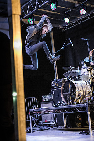 Colton Dixon - FishFest 2014