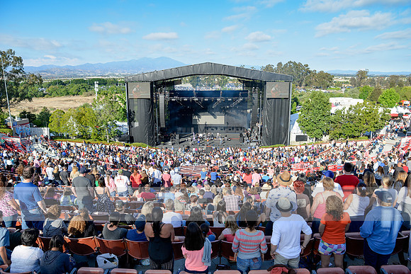 Fishfest 2015 at the Verizon Amphitheater