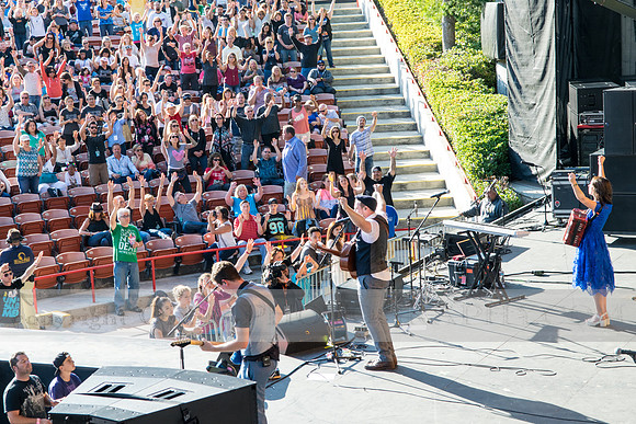 Fishfest 2015 at the Verizon Amphitheater
