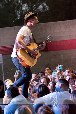 Fishfest 2015 at the Verizon Amphitheater