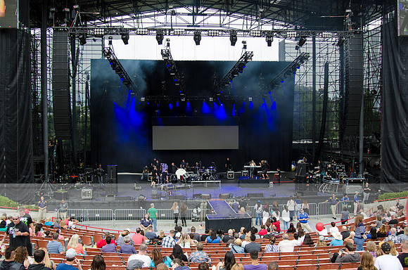 Fishfest 2015 at the Verizon Amphitheater