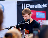 Plain White T's Play at Mac Mall